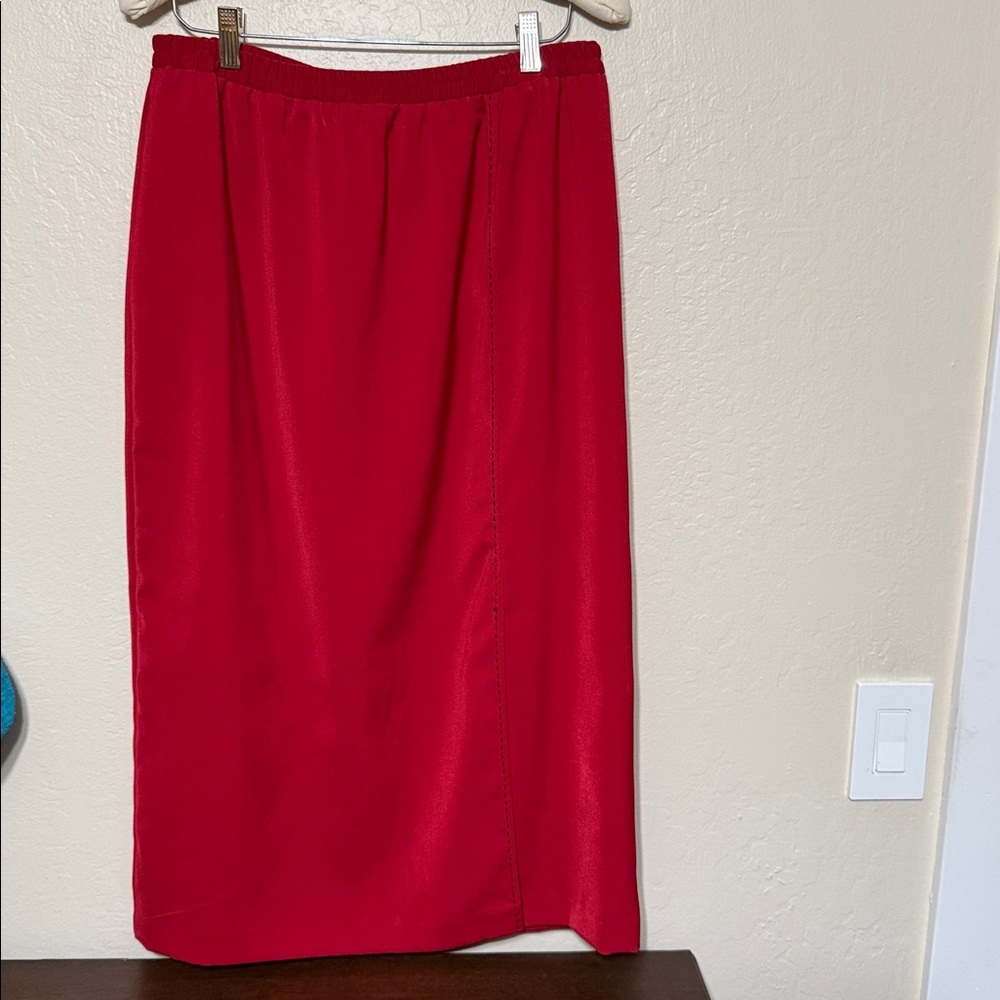 Koret Vibrant Red‎ Midi Skirt